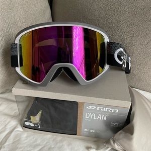 NWT Giro Goggles with Bonus Lens